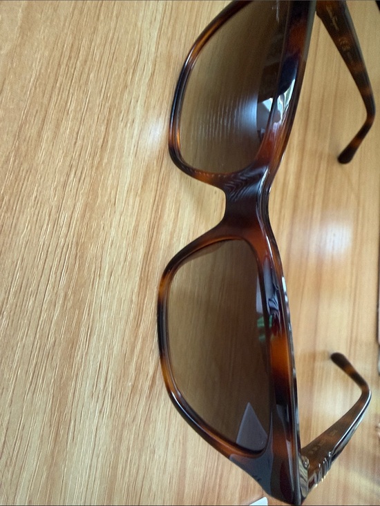 Salvatore Ferragamo Accessories - NWT Salvatore Ferragamo unisex Sunglasses w/ Red and Black Accessory Set